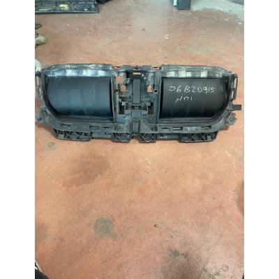 5A112F816 / 5A112F8 BMW X1 U11 ÖN PANJUR ARKA MASKESİ | MOTOLAND