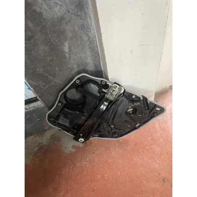 743223517 / 7432235 BMW 3 SERİSİ G20 ELEKTİRİKLİ CAM REGÜLATÖRÜ